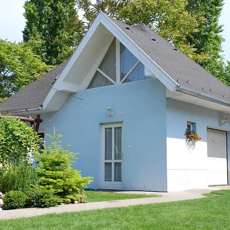 Holiday home Iso Apartman